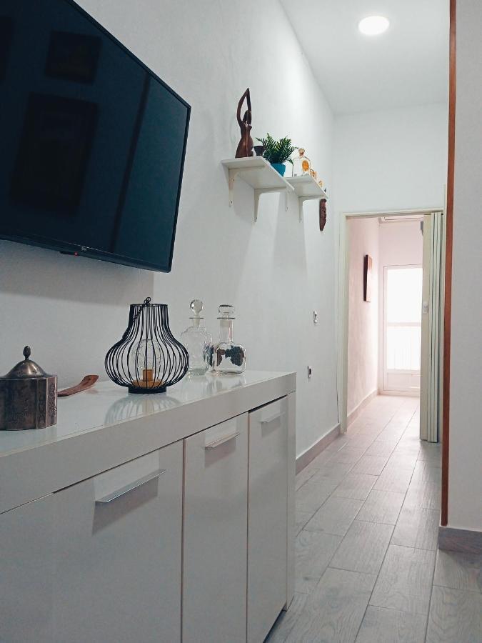 Apartamentos Lax Almería Buitenkant foto