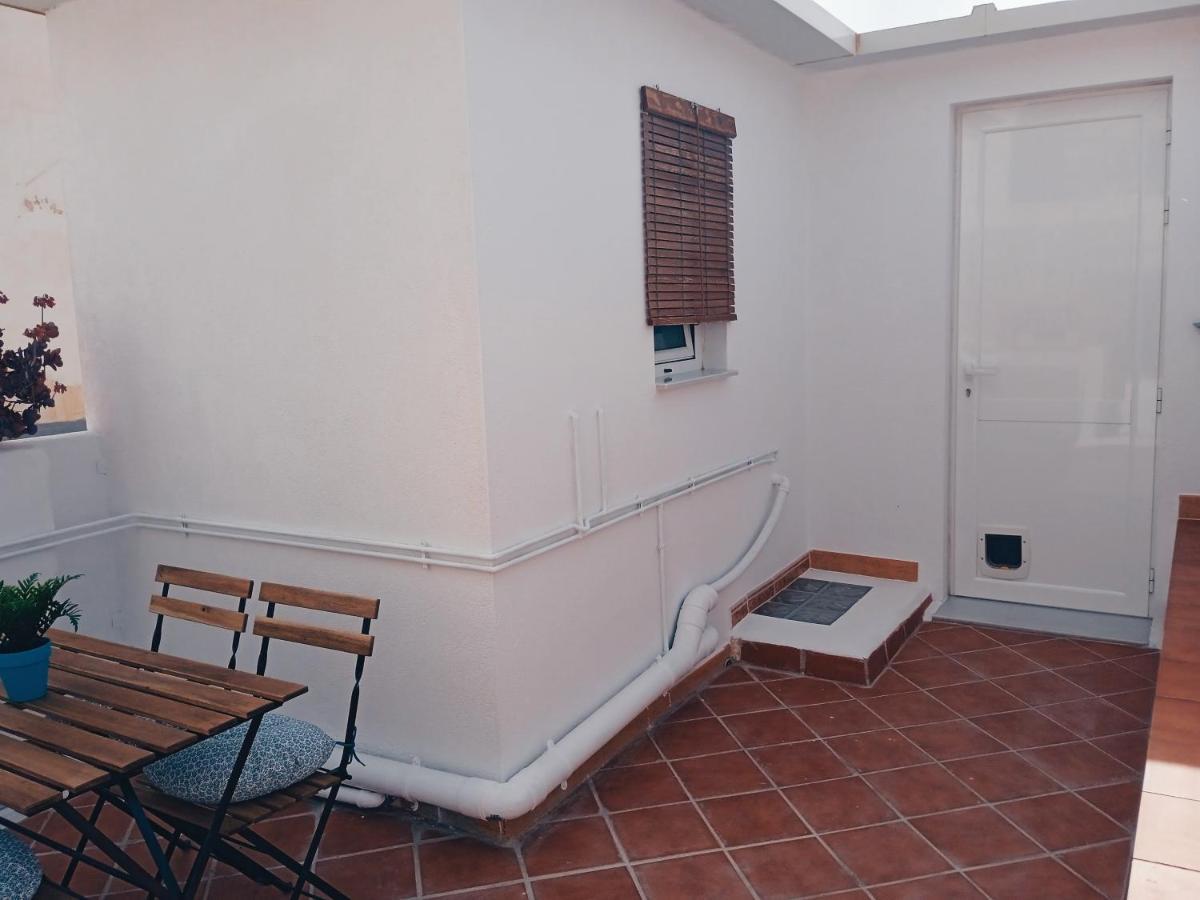 Apartamentos Lax Almería Buitenkant foto