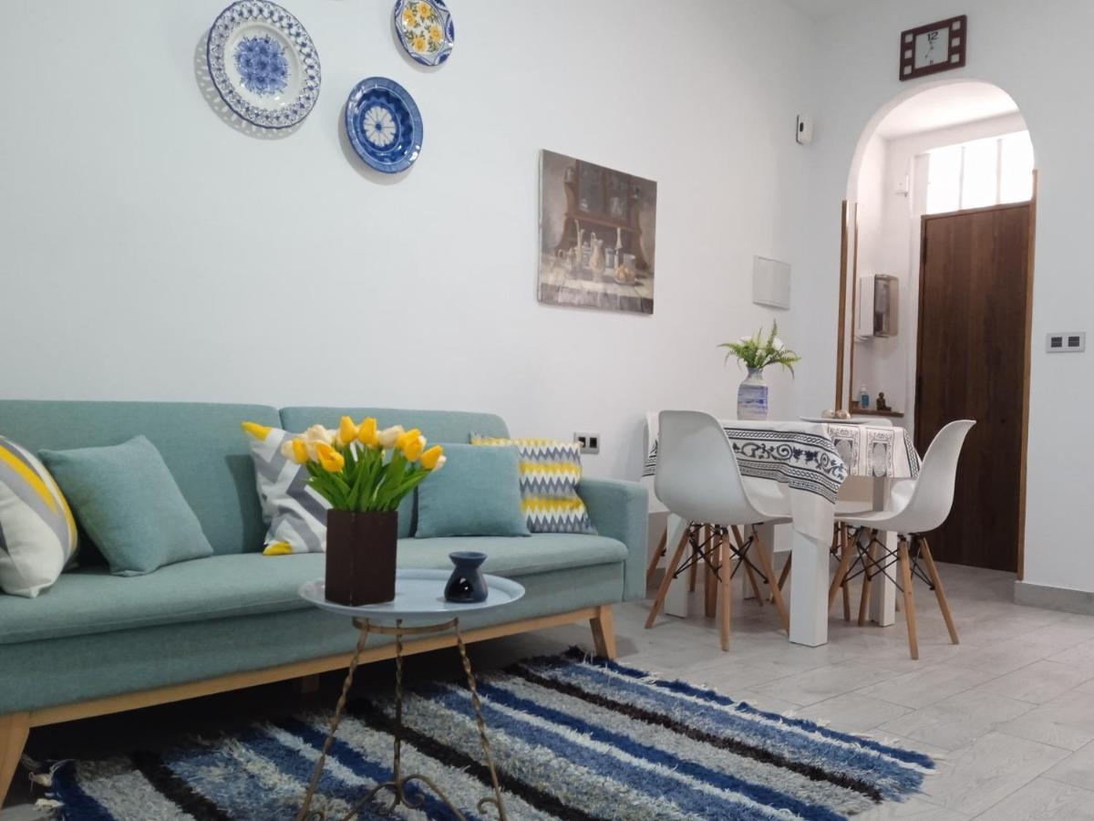 Apartamentos Lax Almería Buitenkant foto